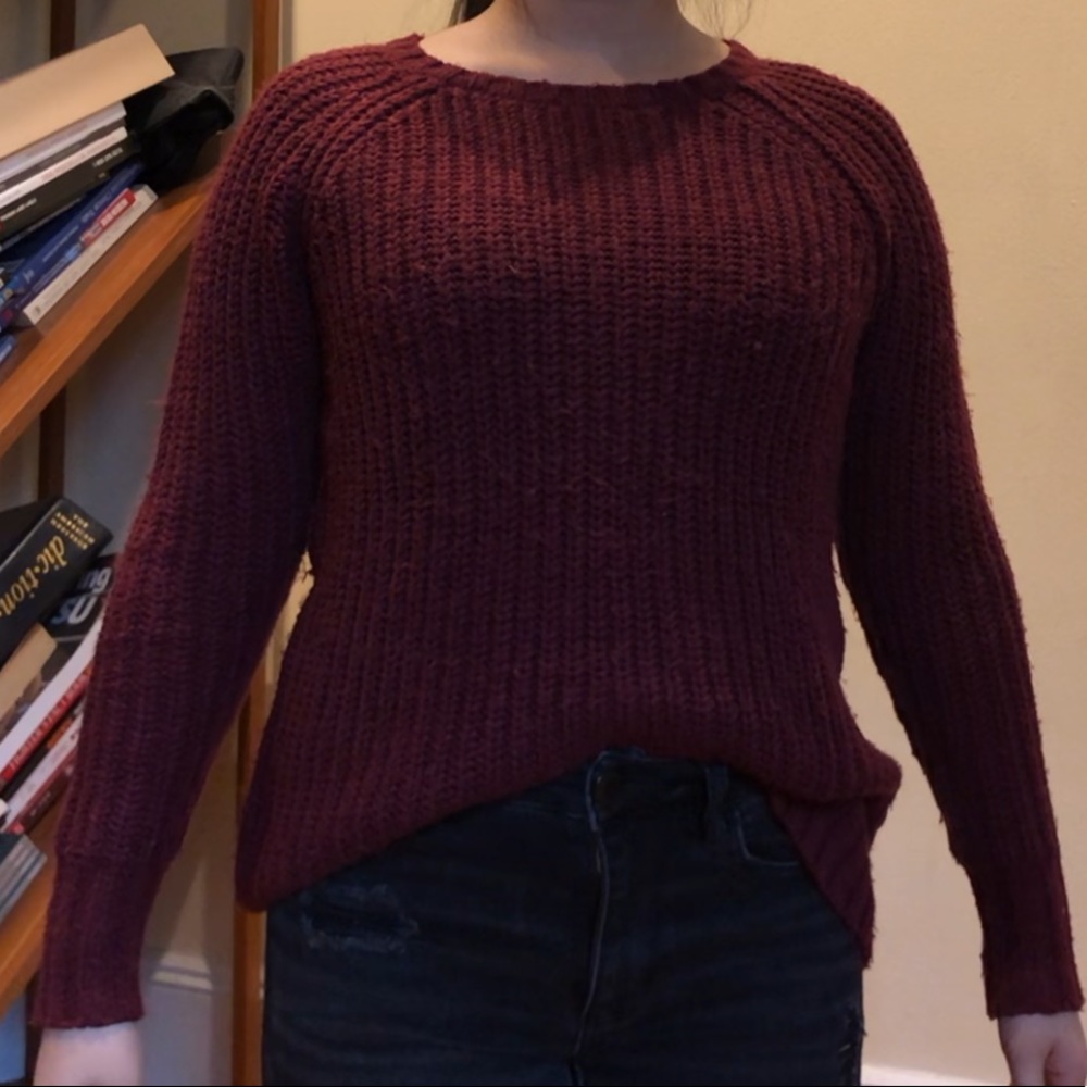 AMERICAN EAGLE Burgundy Jegging Sweater - Picture 3 of 3